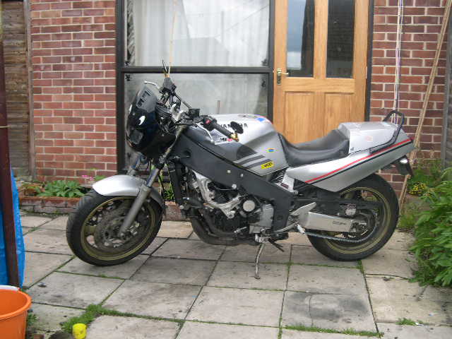 FZR Streetfighter (Left side) FZR Streetfighter (Left side)