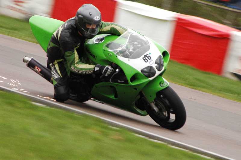 Mallory Park April 2005