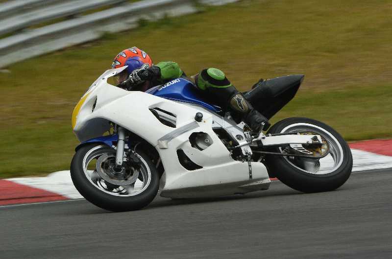 The SV650 in motion - Brands 15th June 2005 The SV650 in motion - Brands 15th June 2005