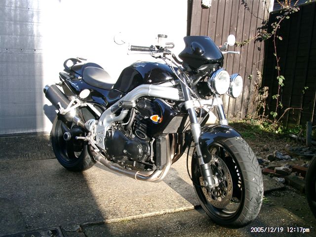 Latest toy (Dec 2005)