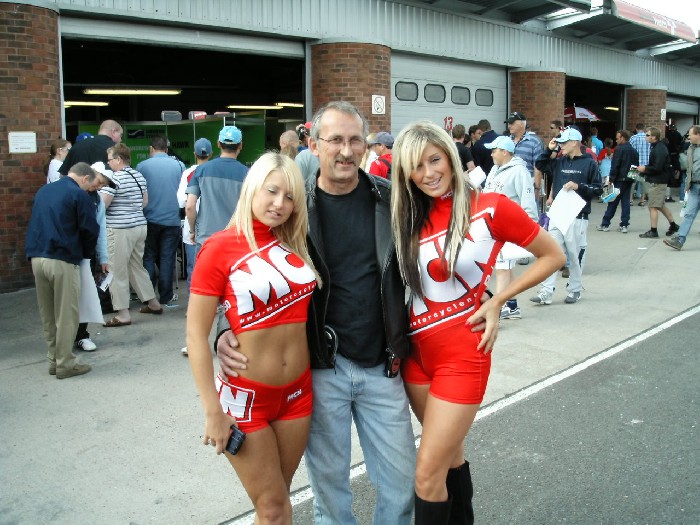 1/ sorry bonus u can't av um all :-) 1/ sorry bonus u can't av um all :-)