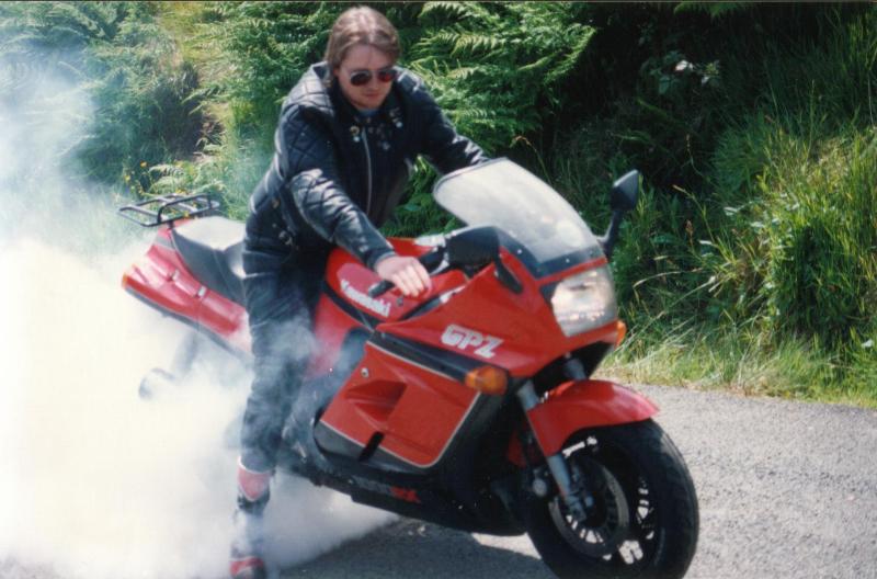 Showing a friend how to really do a burn out Showing a friend how to really do a burn out